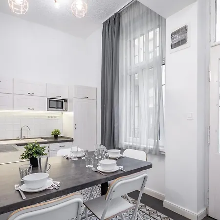 Apartmán Luxurious At Center