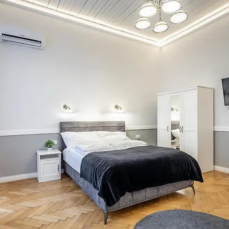Luxurious At Center * Budapest