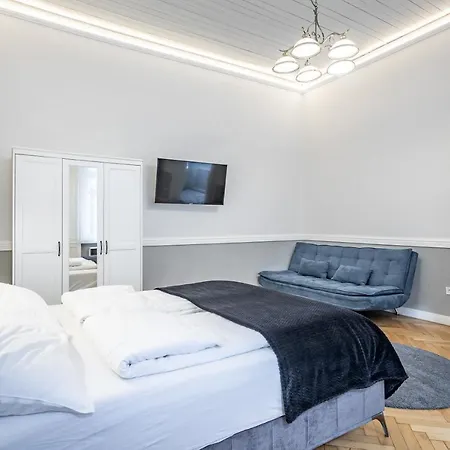 Appartamento Luxurious At Center