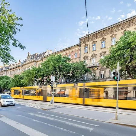 Luxurious At Center * Budapest