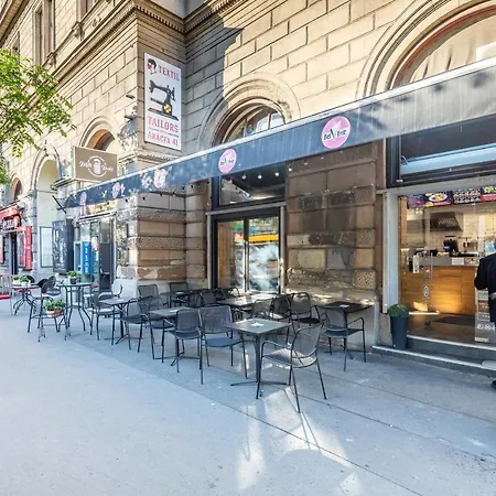 Apartment Luxurious At Center Budapest