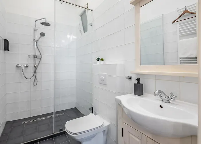 Luxurious At Center Apartment Budapest