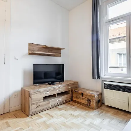 Luxurious At Center アパート ブダペスト