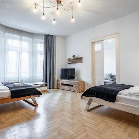 Luxurious At Center * ブダペスト