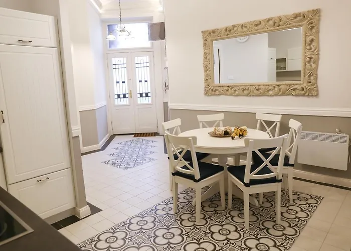 Luxurious At Center Appartement Budapest