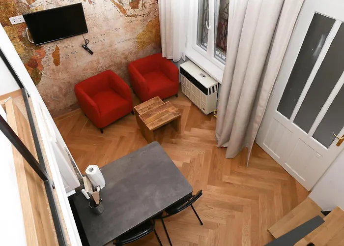 Appartamento Luxurious At Center Budapest