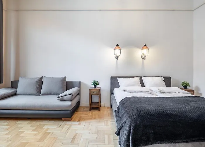 Luxurious At Center Appartement